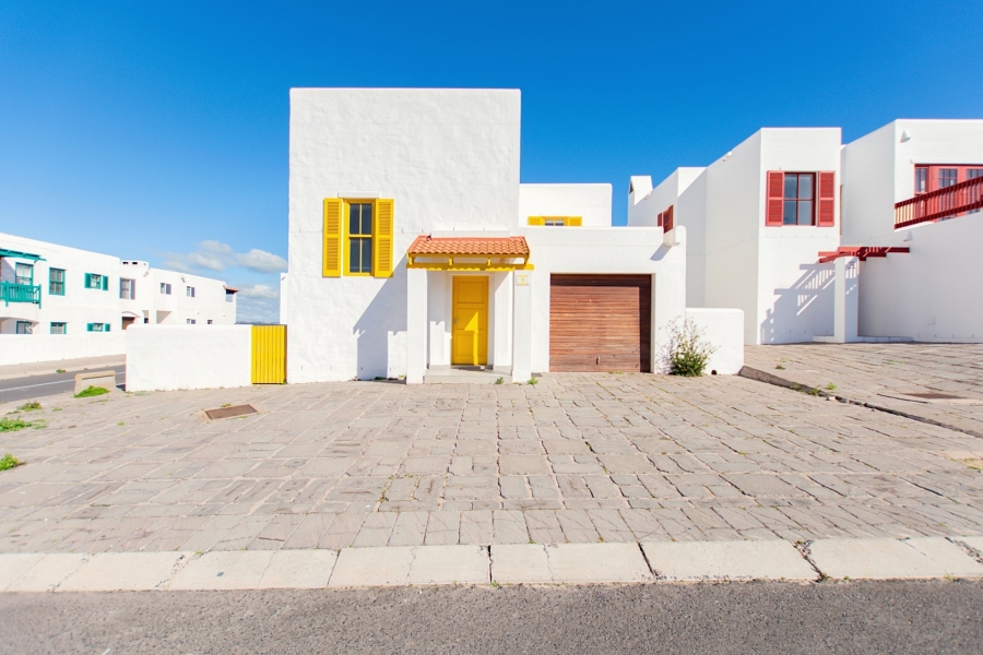 6 Bedroom Property for Sale in Mykonos Western Cape